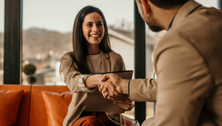 Oportunidades de Trabalho e Negócios em 2025